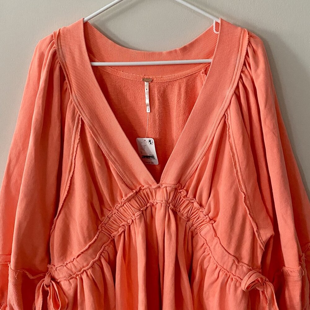 Free People Feeling Cute Sweatshirt NWT - Picture 6 of 8
